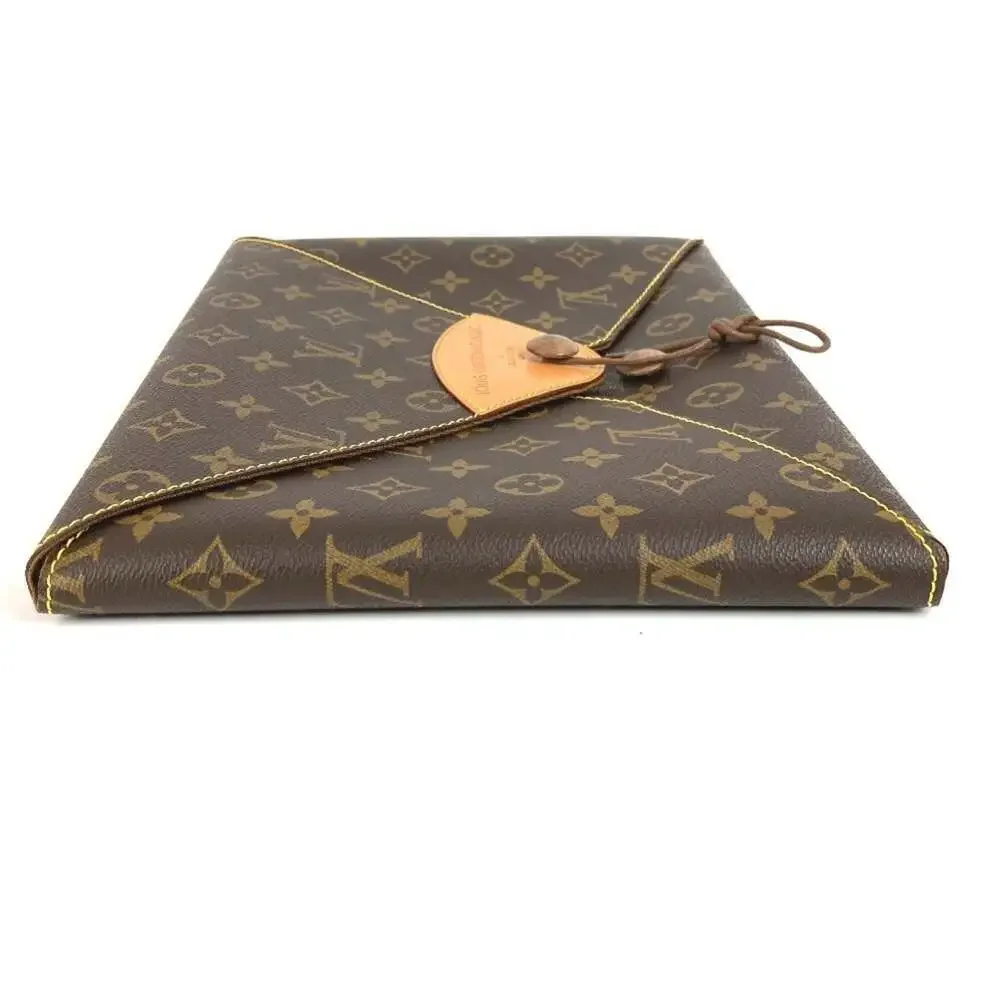 LOUIS VUITTON Brown Monogram Canvas Clutch Bag